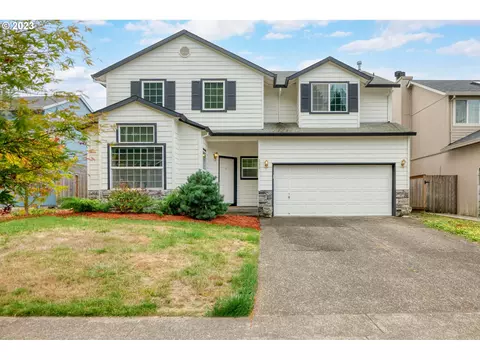7348 NE Nelly St, Hillsboro, OR 97124