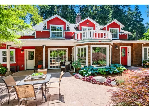 1123 Barber Dr, Eugene, OR 97405