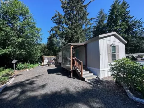 5170 Grand Ave #4, Florence, OR 97439