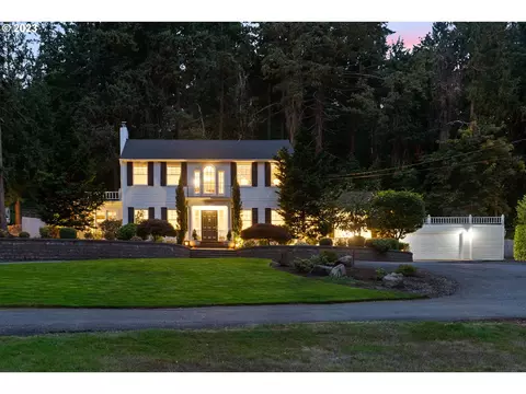 20685 Willamette Dr, West Linn, OR 97068