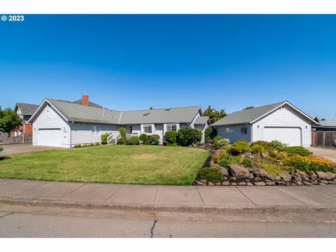 1285 Rose St, Junction City, OR 97448