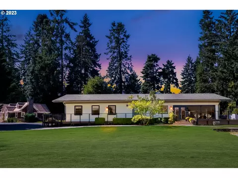 21865 NE Hidden Springs Rd, Dundee, OR 97115