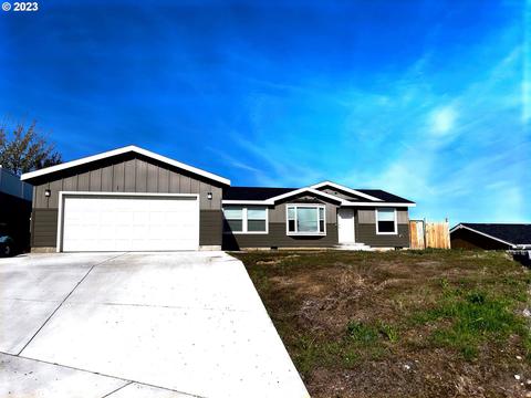 3121 SW River View Dr, Pendleton, OR 97801 photo 1