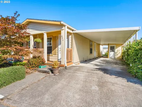 894 SW Liberty Bell Dr #466, Beaverton, OR 97006