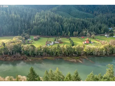 2661 Bullock Rd, Oakland, OR 97462