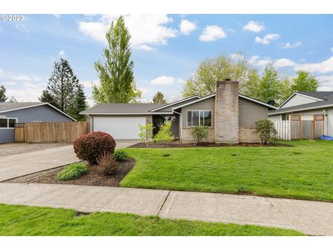 628 SE 17th St, Troutdale, OR 97060