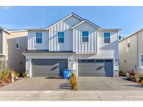 412 N 30th Dr, Ridgefield, WA 98642
