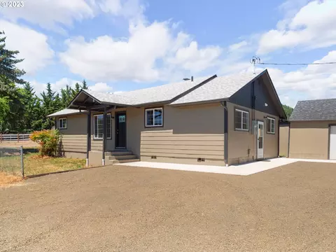 2812 Roberts Creek Rd, Roseburg, OR 97470