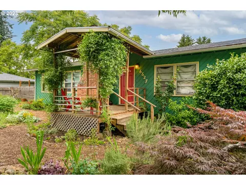 6627 SE Hazel St, Portland, OR 97206