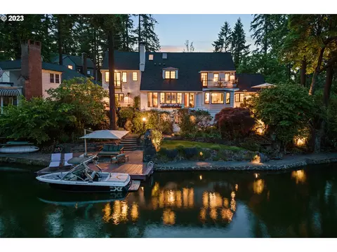 128 Northshore Cir, Lake Oswego, OR 97034