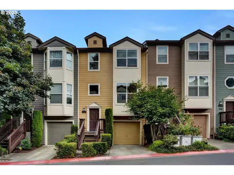 13010 SW Caddy Pl, Portland, OR 97223