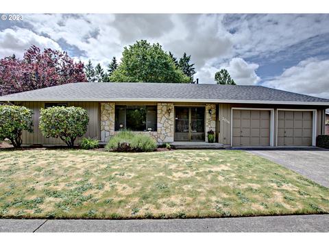 2016 SE Tanager Cir, Hillsboro, OR 97123