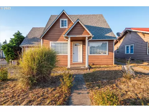 945 2nd St SE, Bandon, OR 97411
