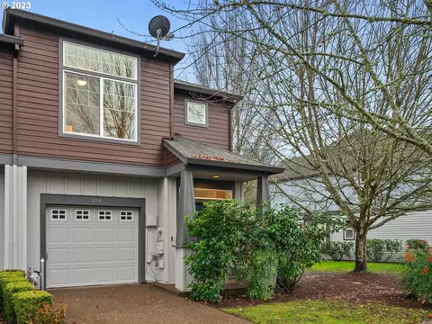 924 SE Sacha Pl, Hillsboro, OR 97123