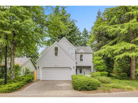 6517 SW Boundary St, Portland, OR 97225