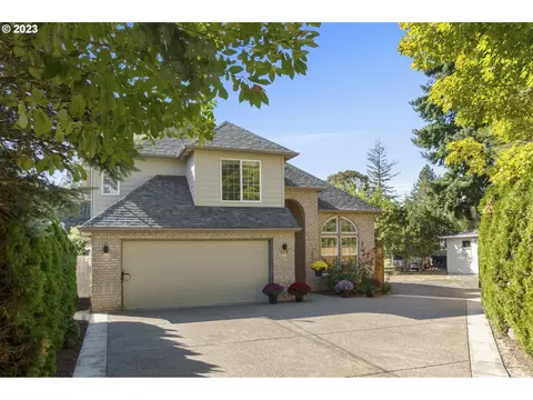 195 SW Meadow Dr, Beaverton, OR 97006