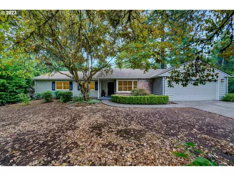 1177 C Ave, Lake Oswego, OR 97034