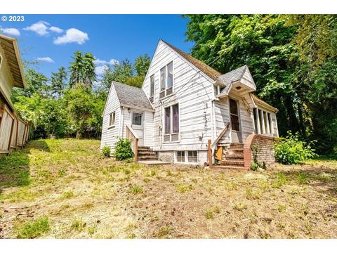 9429 SW View Point Ter, Portland, OR 97219
