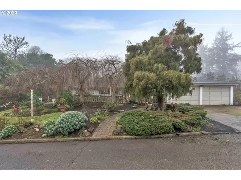 3805 Stanley Ln, Salem, OR 97302