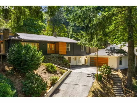 2348 Overlook Dr, Lake Oswego, OR 97034