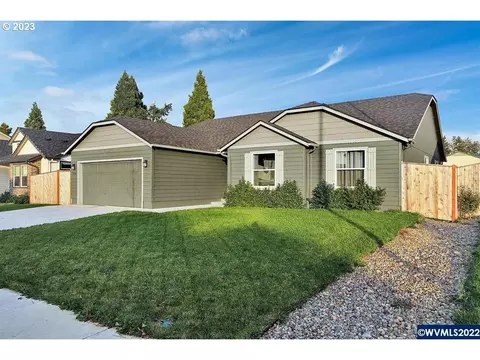 2234 Woodcock Ave, Stayton, OR 97383