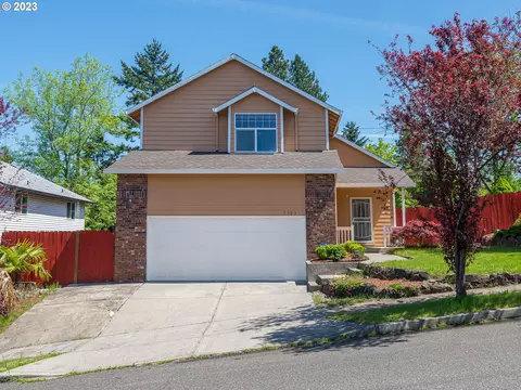 7323 SE Terrace Trails Dr, Portland, OR 97266