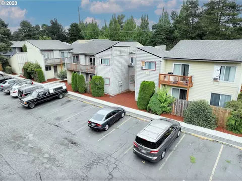 1713 SE 9th St, Gresham, OR 97080 photo 1