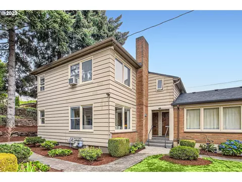 2852 SE 50th Ave, Portland, OR 97206