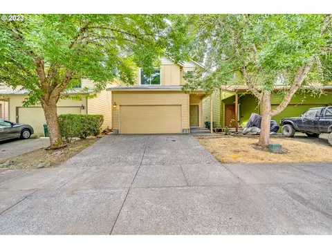 1695 SE 29th Ave, Hillsboro, OR 97123