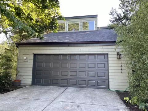 11637 SE Flavel St, Portland, OR 97266