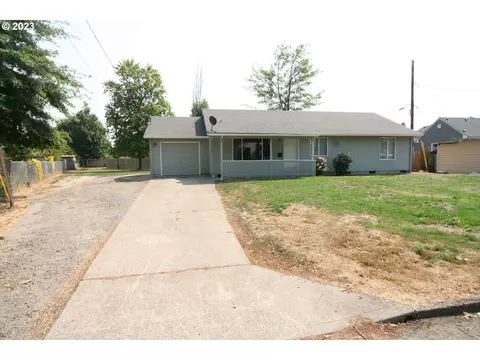 2040 16th St, Salem, OR 97301