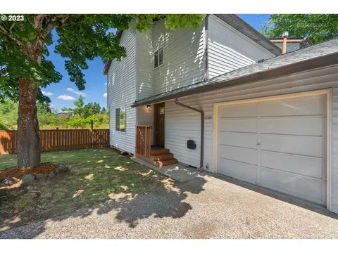 10569 SW North Dakota St, Tigard, OR 97223