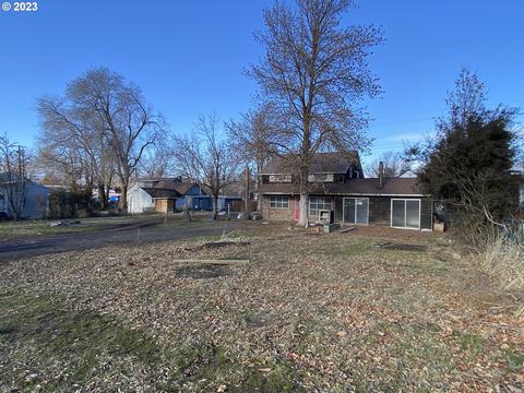 519 W Court Ct, Goldendale, WA 98620