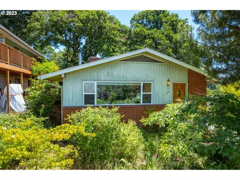 2755 Washington St, Eugene, OR 97405