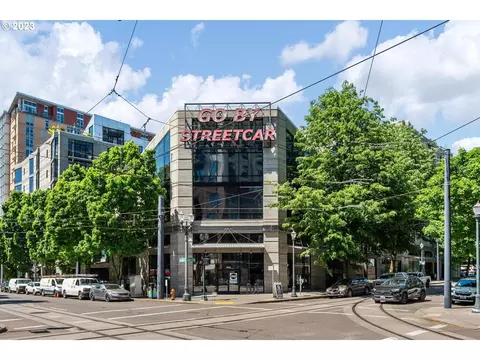 1030 NW 12th Ave #110, Portland, OR 97209