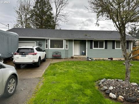 491 Glide Loop Dr, Glide, OR 97443 photo 1