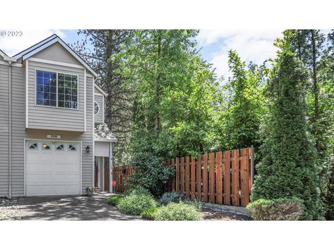 9506 SW Commons Ct, Beaverton, OR 97005