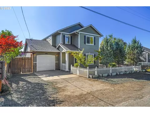 668 Filbert Ave, Eugene, OR 97404