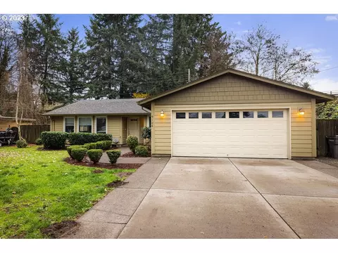 9106 NE 63rd St, Vancouver, WA 98662