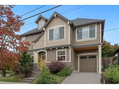 7374 N Macrum Ave, Portland, OR 97203