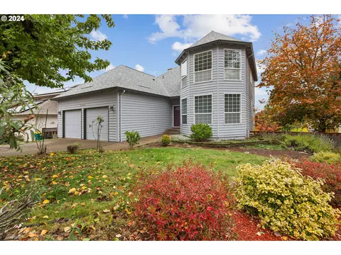 20819 SW Vicki Ln, Beaverton, OR 97007