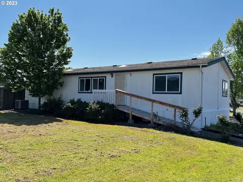 217 NW Broc Dr #217, Winston, OR 97496