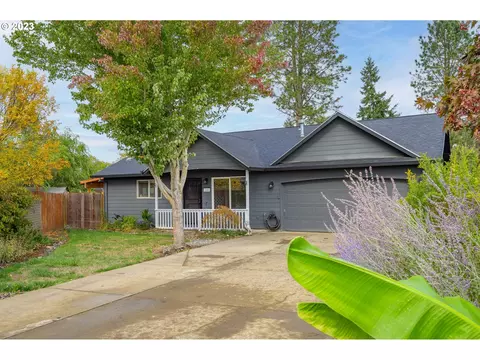 148 Getchell Ct, Amity, OR 97101