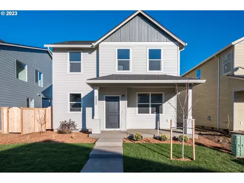 16696 SE Silver Creek Falls Dr #230, Happy Valley, OR 97086