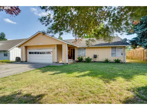 9209 NE 68th St, Vancouver, WA 98662