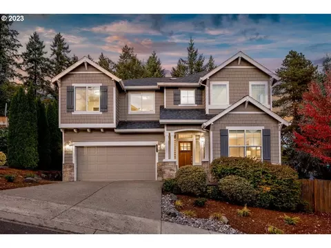 15590 SW Raphael Ln, Tigard, OR 97224