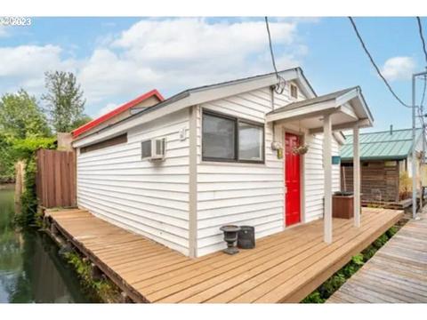 50776 Dike Rd #2, Scappoose, OR 97056