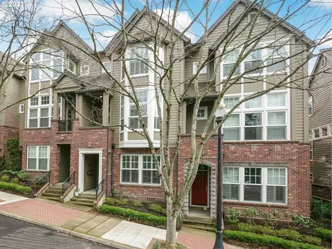 353 3rd St, Lake Oswego, OR 97034