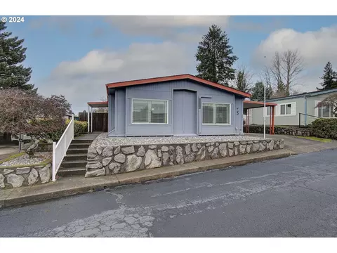 17401 SE 39th St #5, Vancouver, WA 98683