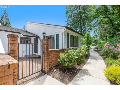 2618 Pimlico Ter # 10, West Linn, OR 97068